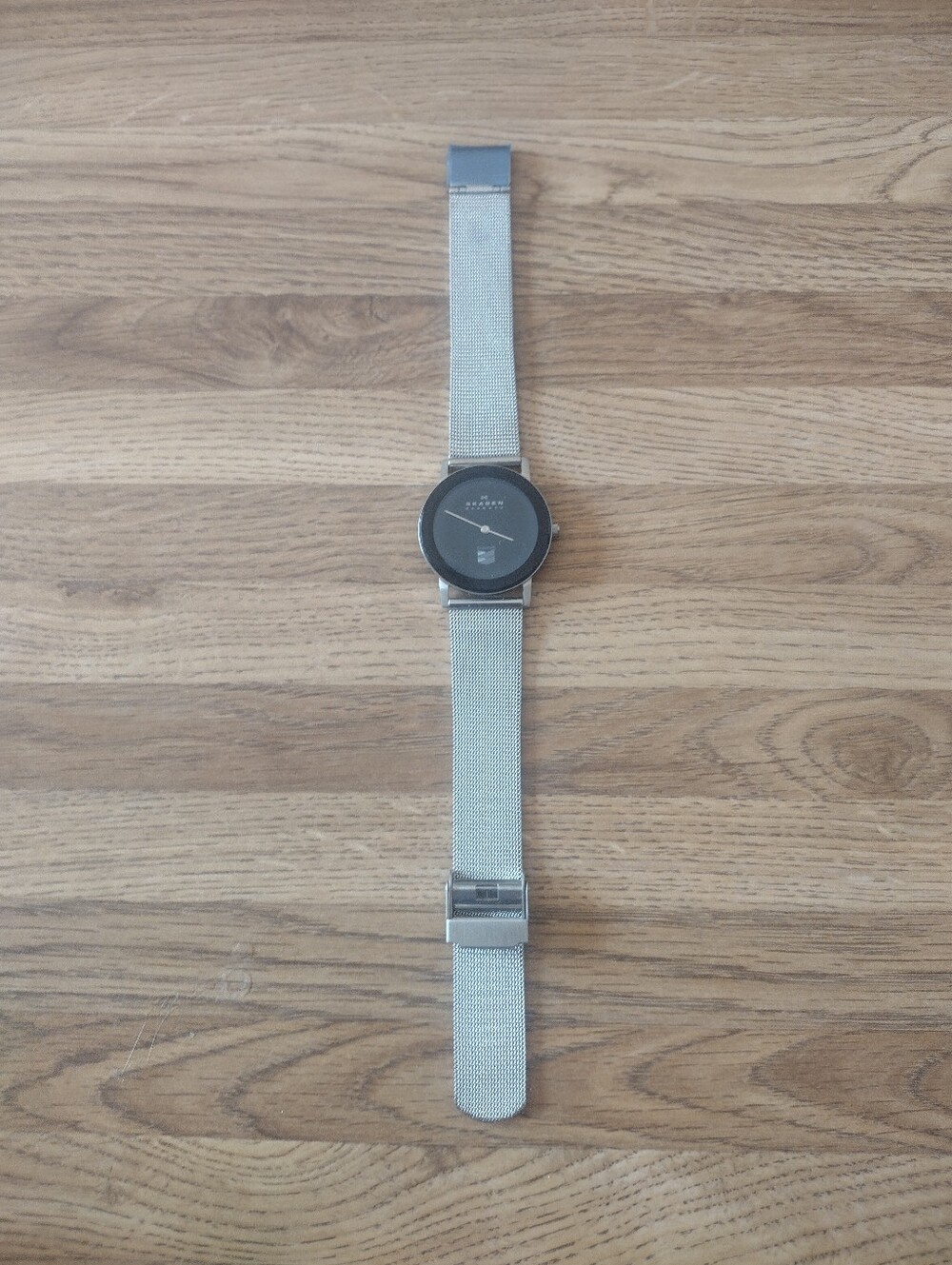 Unisex Chevron Skagen Silver Mesh Quartz Watch with Black Dial